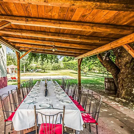 Amazing In Semesterbostad Pergola