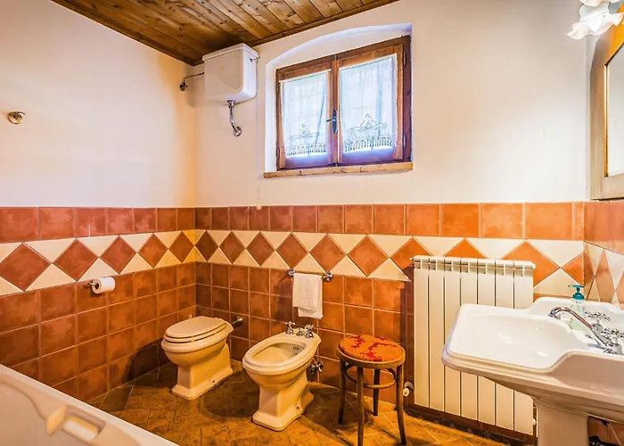Awesome In With Private Swimming Pool, Be Inside Or Outside Pergola